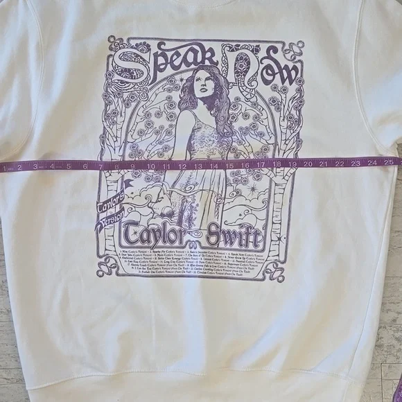 Taylor Swift Sweatshirt Size XL Speak Now (Taylor's Version) Tracklist Crewneck - Picture 6 of 9